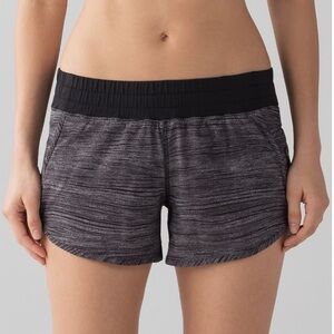 Lululemon  4” Tracker Shorts Women 6 Gray Running Liner Zip Pocket Sweat Wicking
